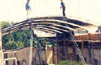 1986 - Construcción del edificio en donde la fábrica está actualmente